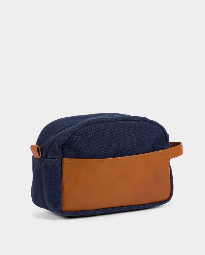 Adrian Wash Bag - Image 2